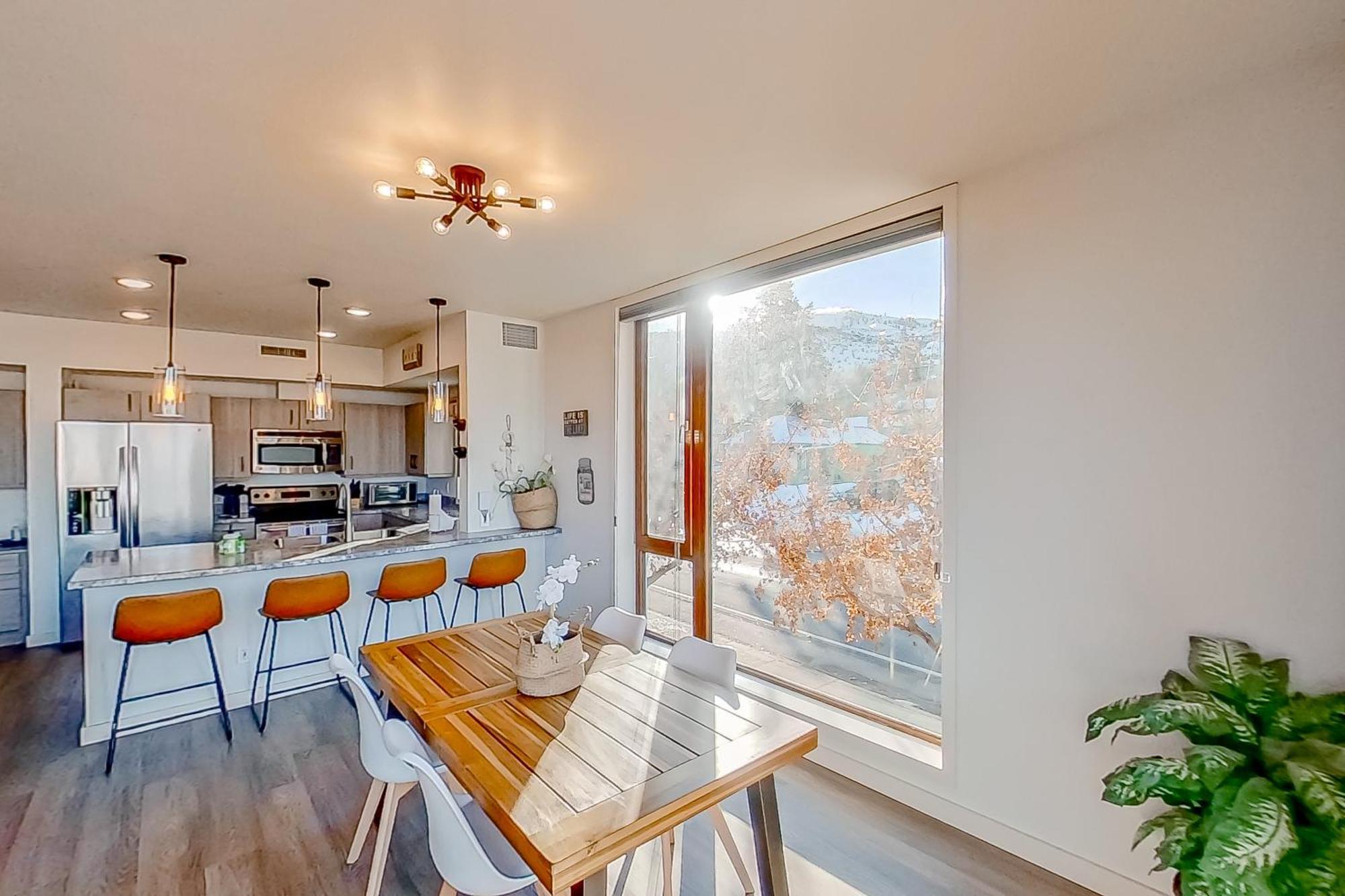Chelan Resort Suites: Comfort By The Lake #201 المظهر الخارجي الصورة